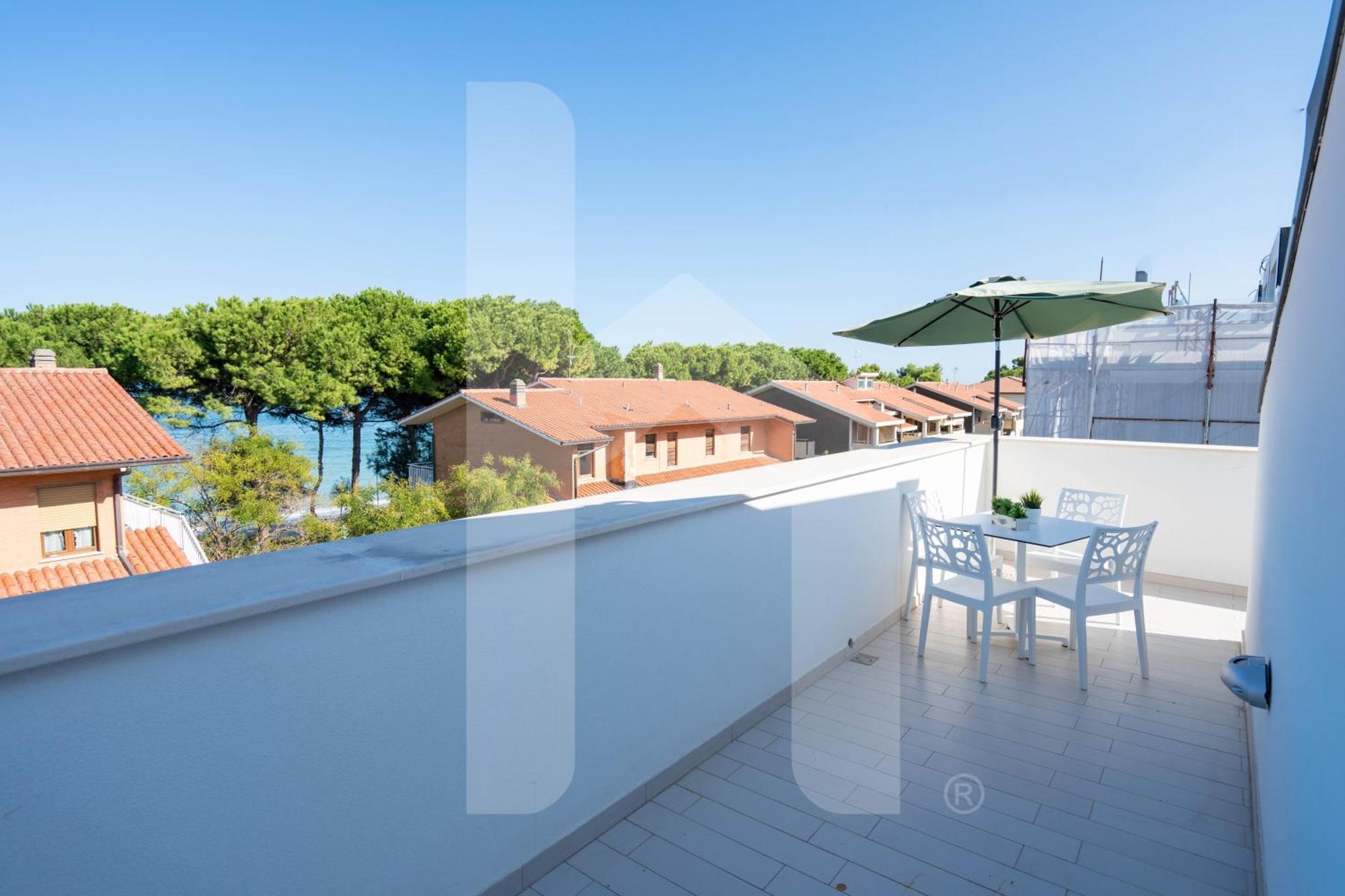 Homiday - Residence Bordopineta Пинето Экстерьер фото