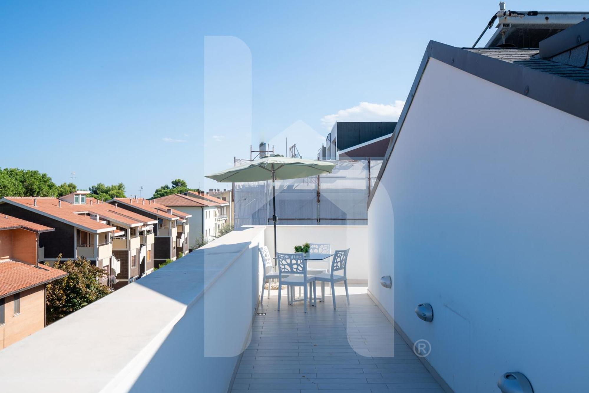 Homiday - Residence Bordopineta Пинето Экстерьер фото