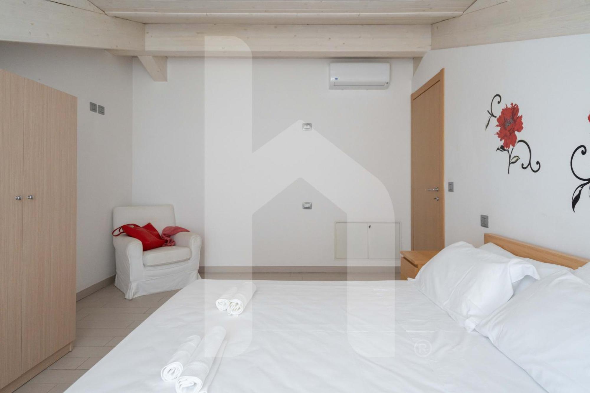 Homiday - Residence Bordopineta Пинето Экстерьер фото